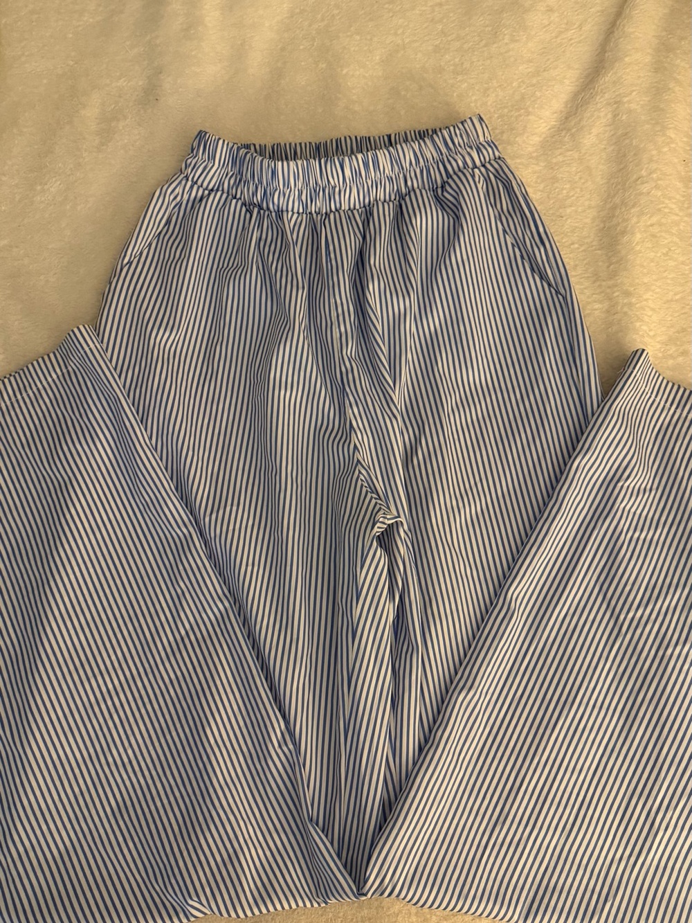 Women's Blue & White Striped Elastic Waist Casual Pants
